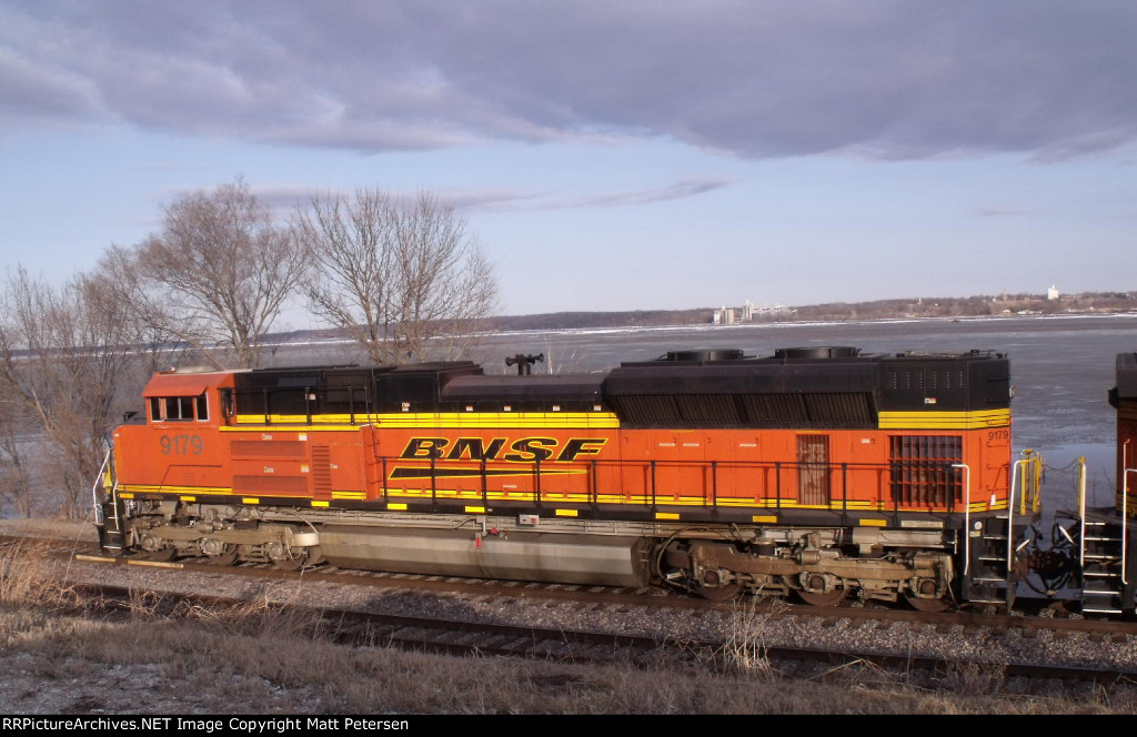BNSF 9179
